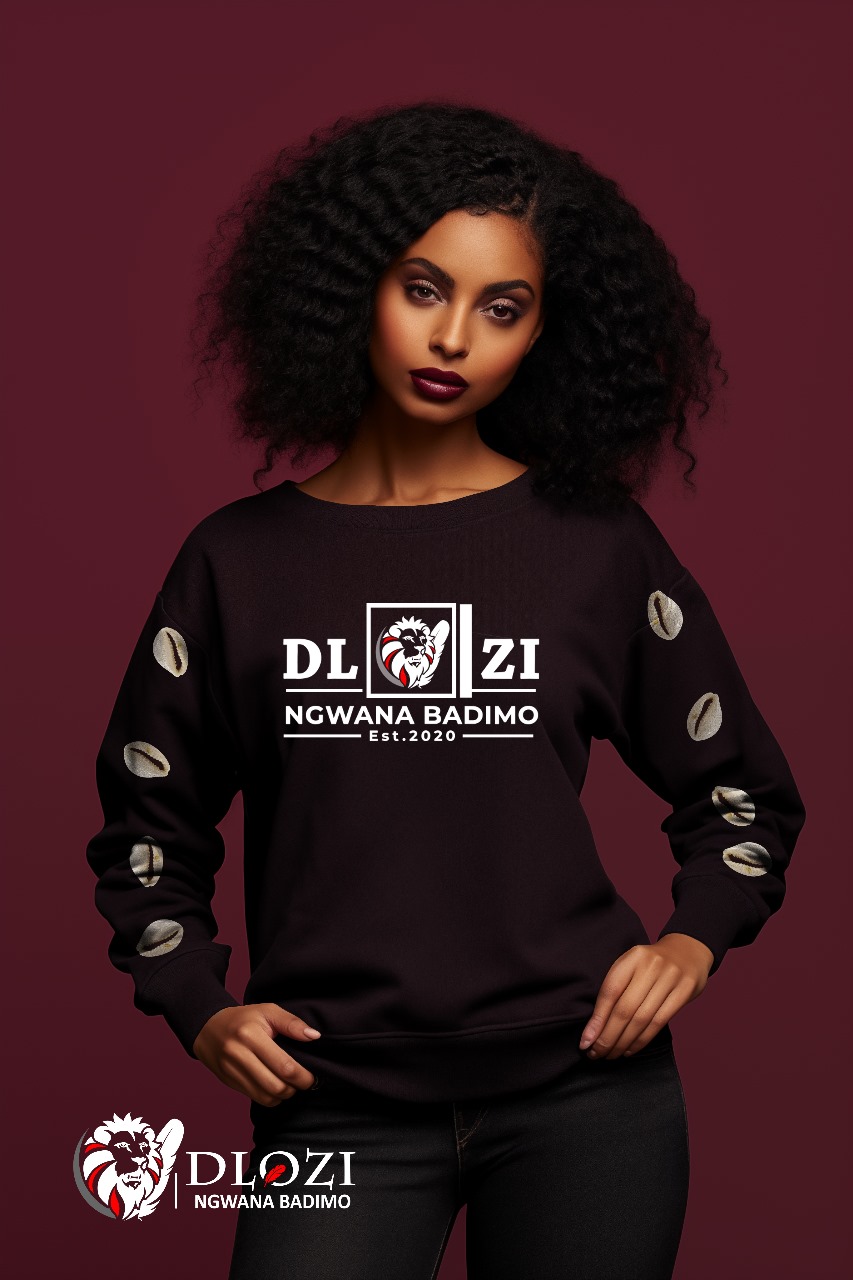 Dlozi Cowrie Shell Sweater - Image 2