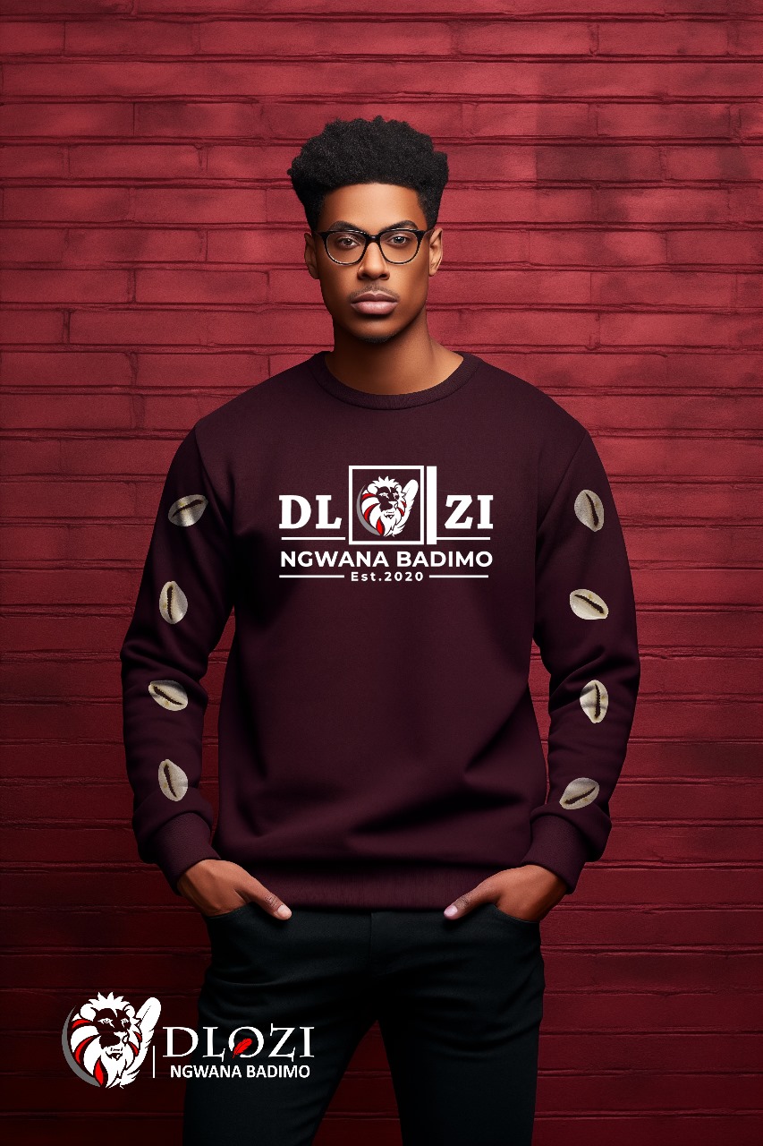 Cowrie Sea Shell Sweater - Image 8